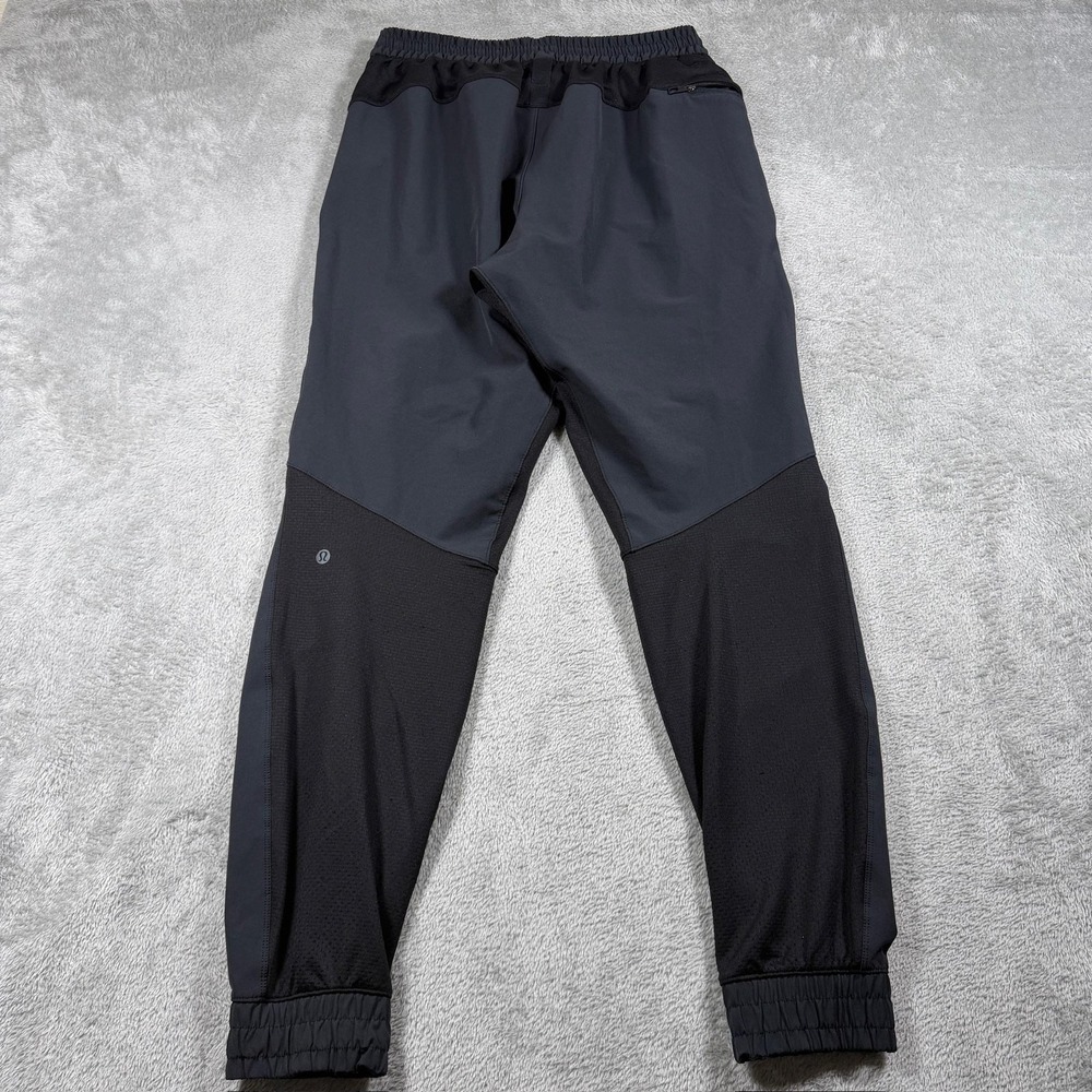 Lululemon License to Train Pants Mens Medium Black Gray Mesh Stretch Jogger - Picture 4 of 10